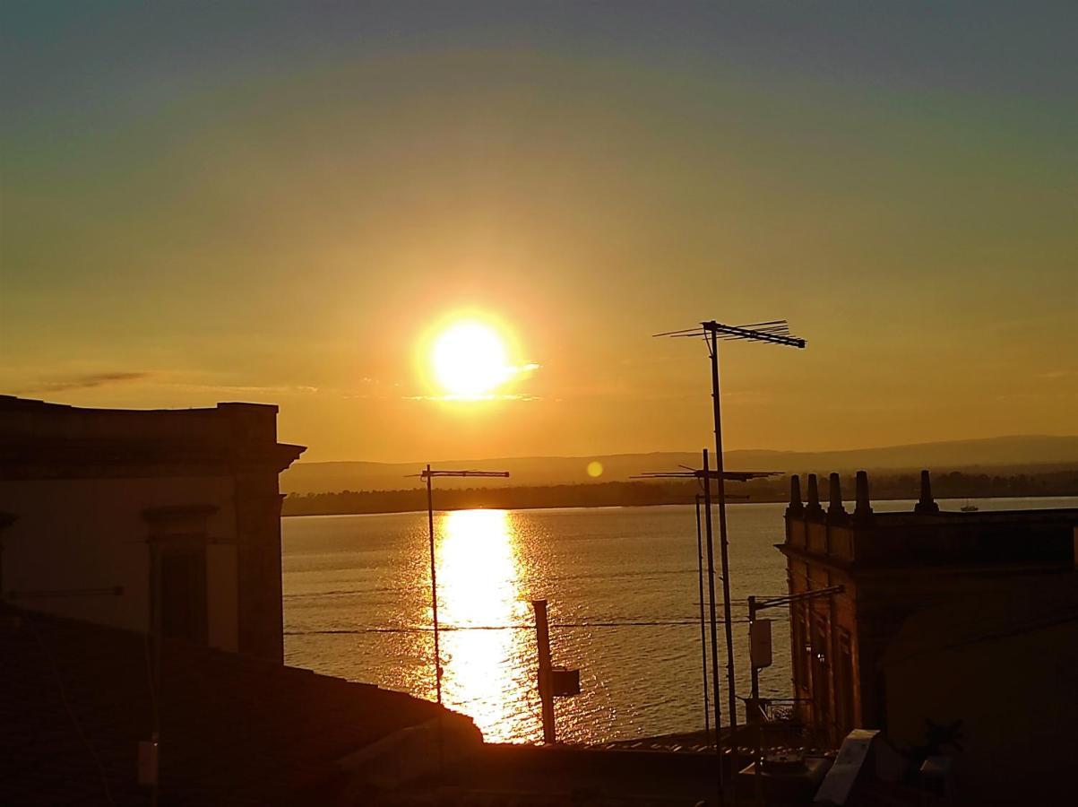 Flora'S House - Ortigia Holidays سيراكوزا المظهر الخارجي الصورة
