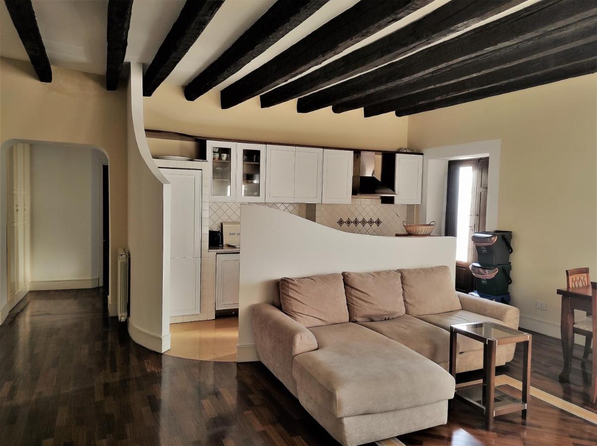 Flora'S House - Ortigia Holidays سيراكوزا المظهر الخارجي الصورة